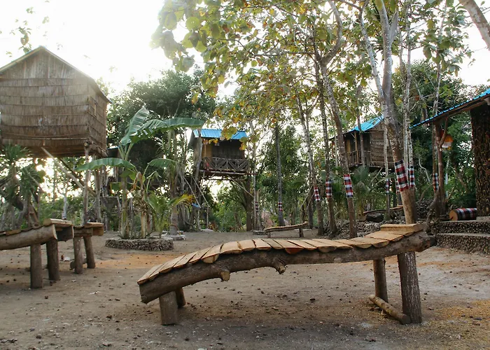 Nyuh Bengkok Tree House ホリデーパーク